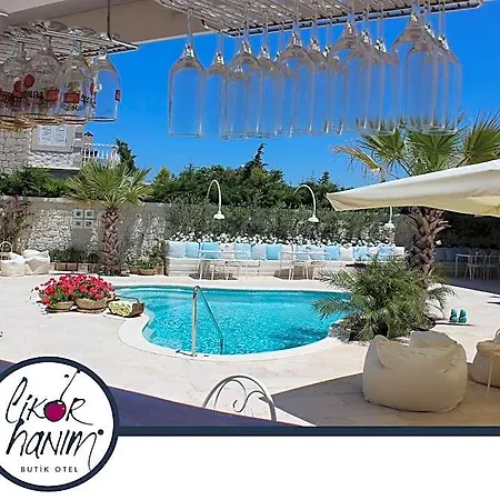 Likor Hanim Butik Alacati Çeşme